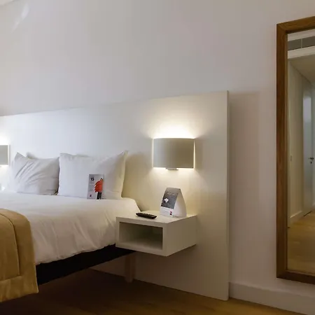 Hotel Ibis Lisboa Parque Das Nacoes-3